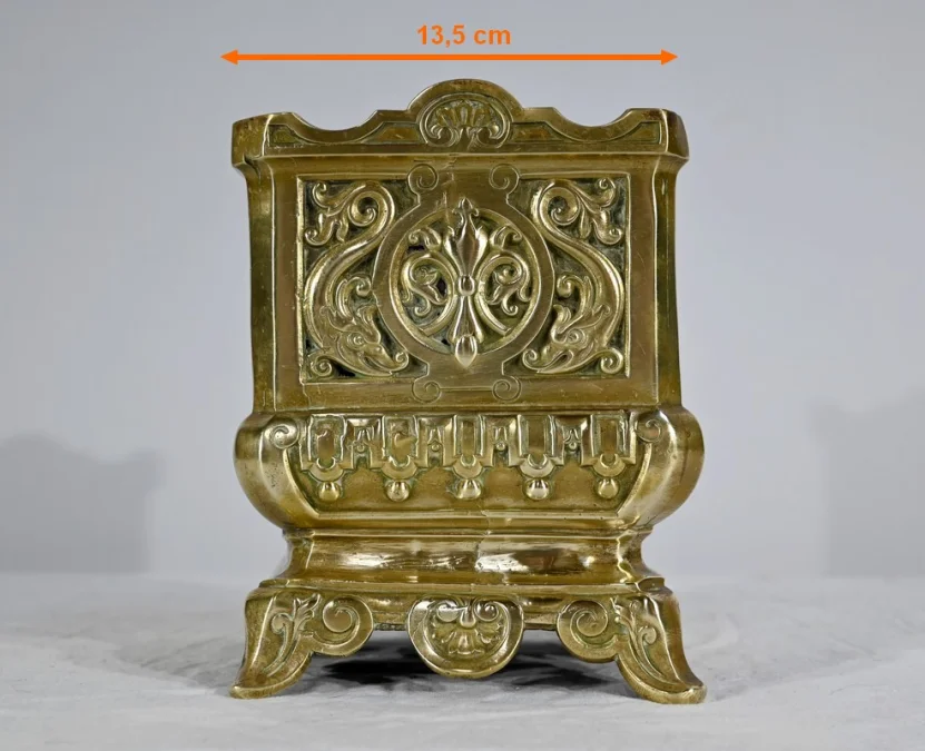 Cache Pot en Bronze Doré – Fin XIXe