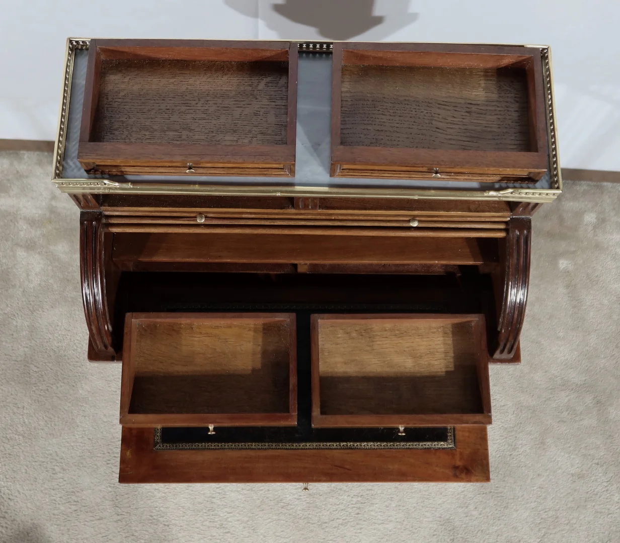 FRENCH TRANSITION STYLE DESK