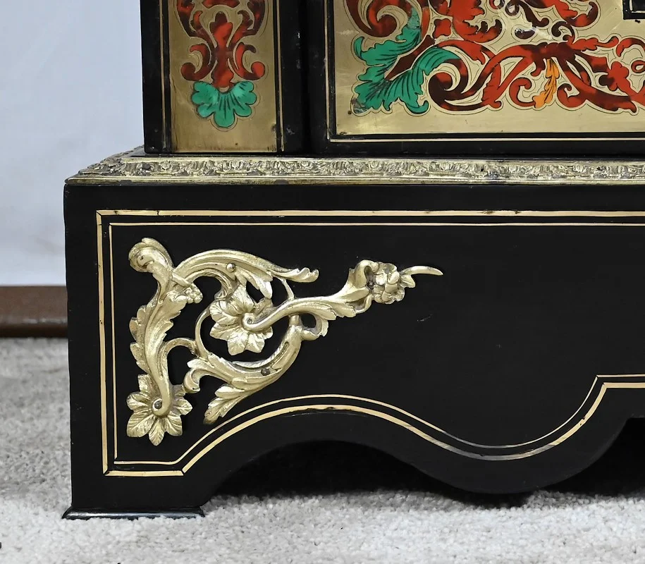 NAPOLEON III PERIOD DISPLAY CABINET
