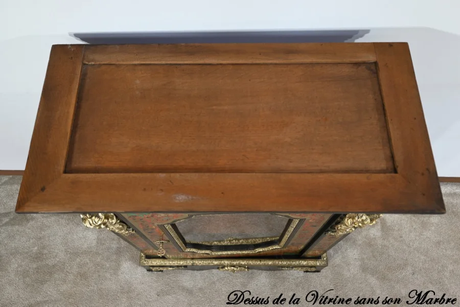 AUSSTELLUNGSSCHRANK AUS DER NAPOLEON-III-ZEIT