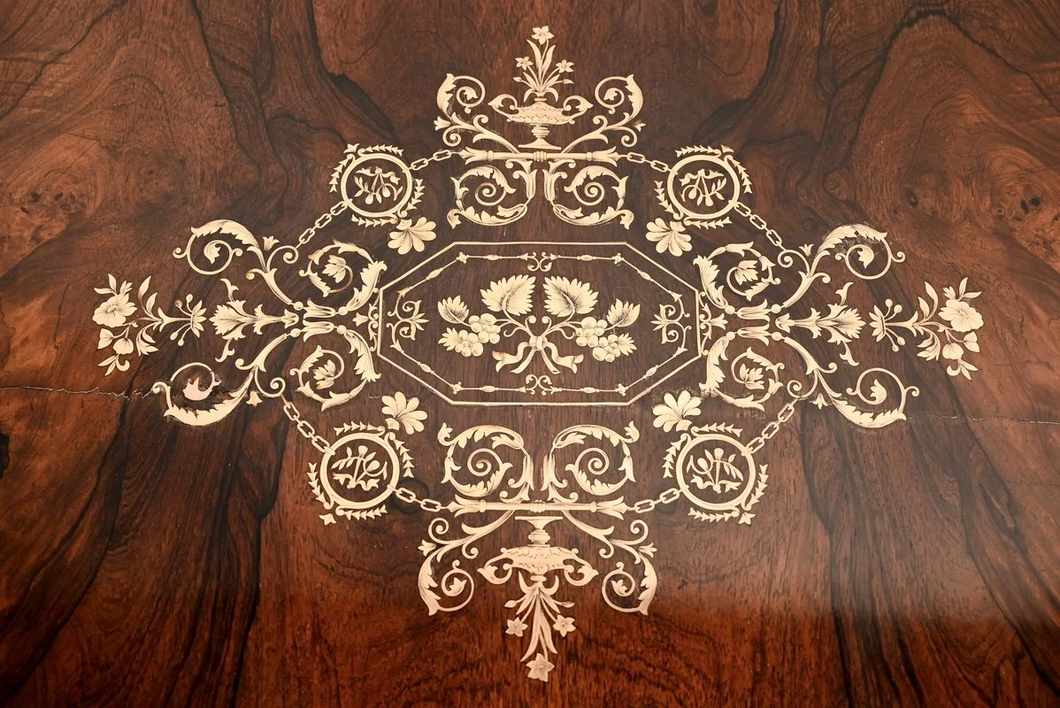 LOUIS XVI-STIJLTAFEL