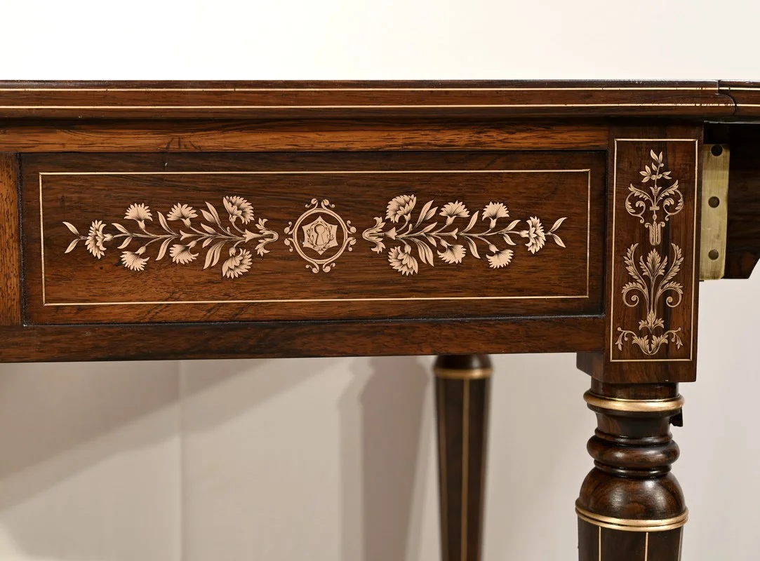 LOUIS XVI-STIJLTAFEL