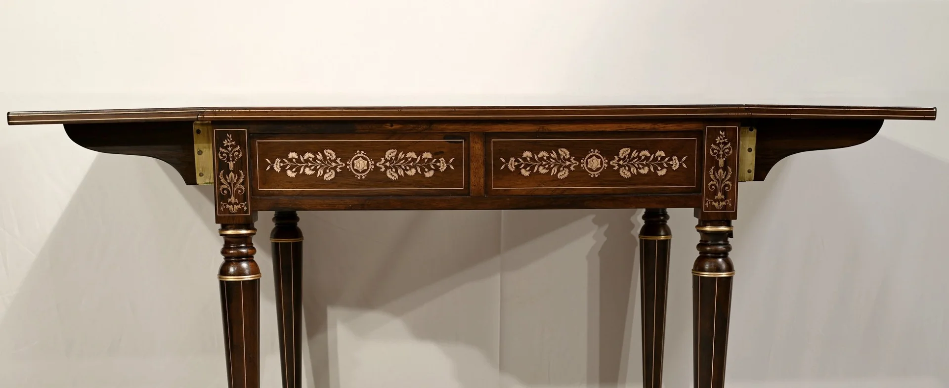 LOUIS XVI-STIJLTAFEL