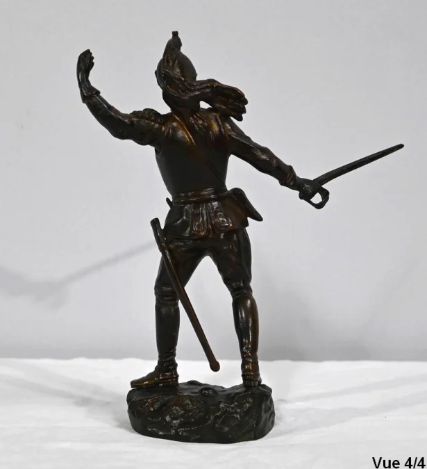 FIGURA IN BRONZO firmata G. OMERTH