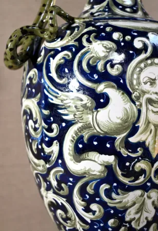 Important Vase en Faïence, style Renaissance – 2ème partie XIXe
