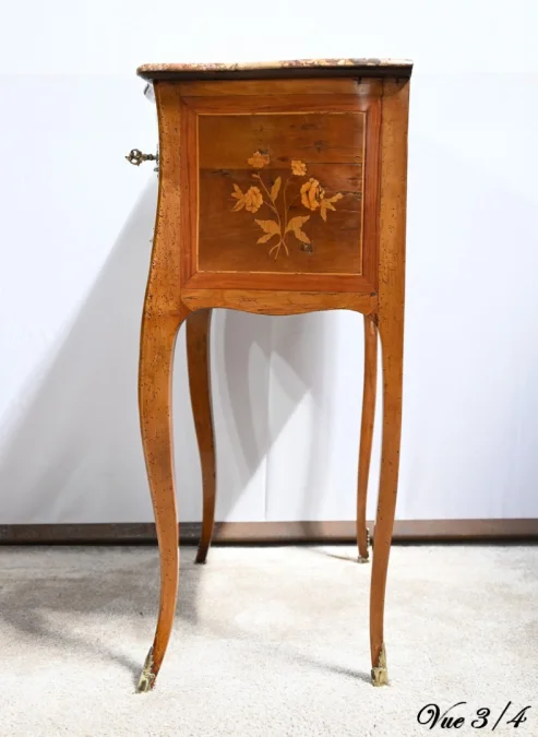 CHIFFONNIERE TABLE
