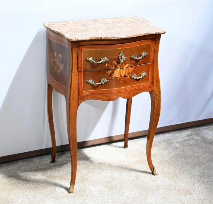 CHIFFONNIERE TABLE