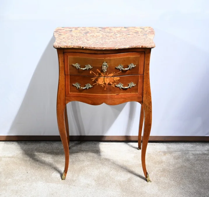 CHIFFONNIERE TABLE