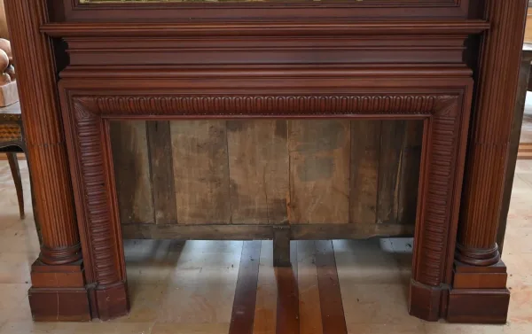 Importante Cheminée de Château en Acajou – 2ème partie XIXe