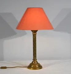 LAMPE AUS VERGOLDETER BRONZE
