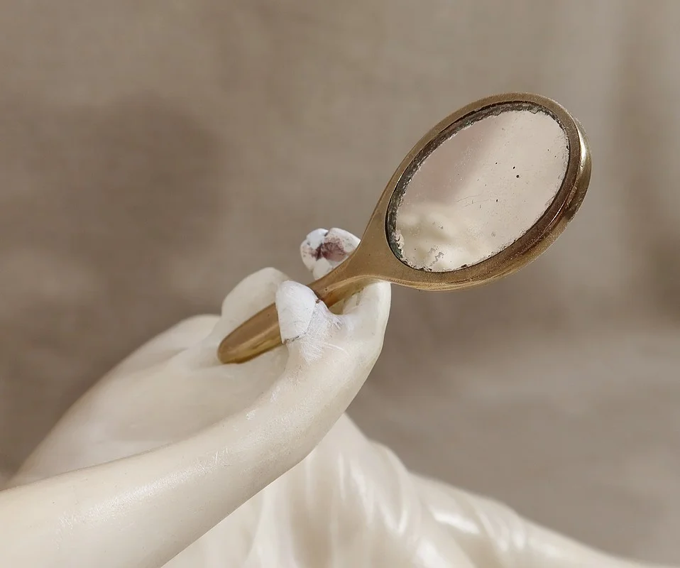 Importante Sculpture « Vénus au Miroir », par A. Saccardi – Début XXe