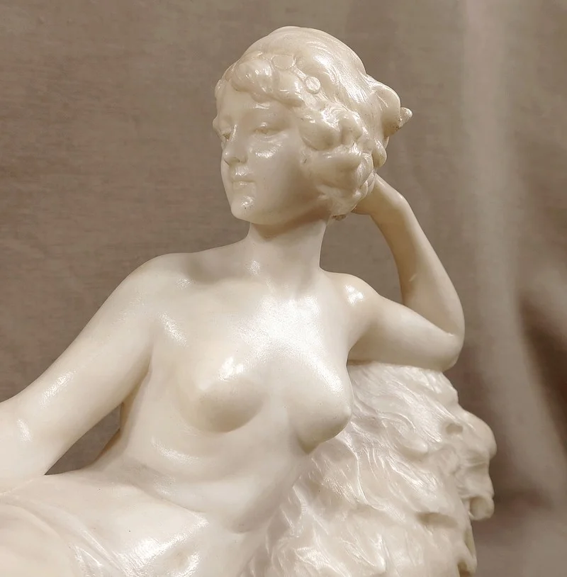 Importante Sculpture « Vénus au Miroir », par A. Saccardi – Début XXe