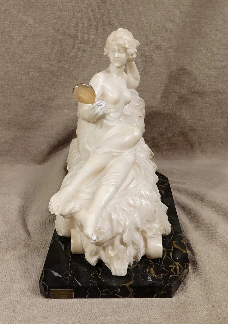 Importante Sculpture « Vénus au Miroir », par A. Saccardi – Début XXe