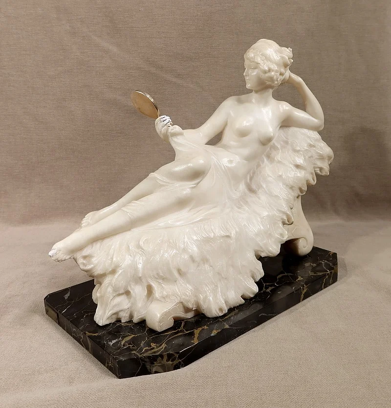 Importante Sculpture « Vénus au Miroir », par A. Saccardi – Début XXe