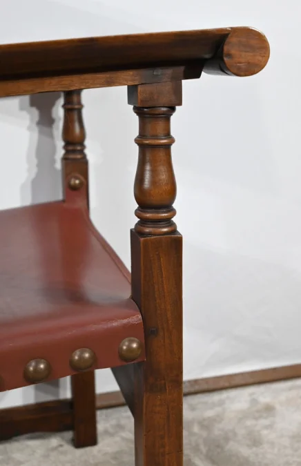 SESSEL AUS WALNUSS- UND LEDER