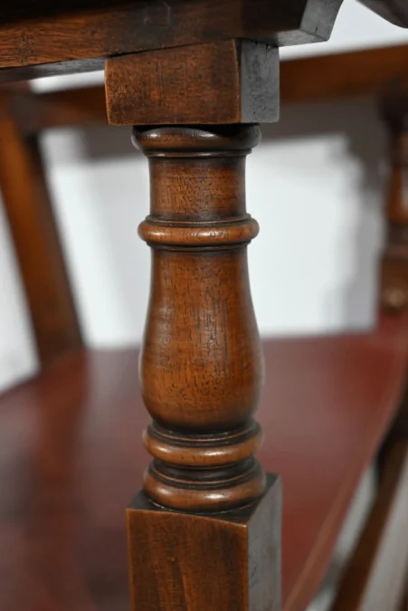 SESSEL AUS WALNUSS- UND LEDER
