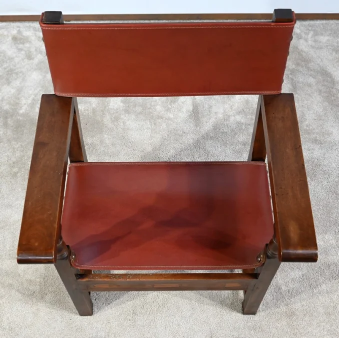 SESSEL AUS WALNUSS- UND LEDER