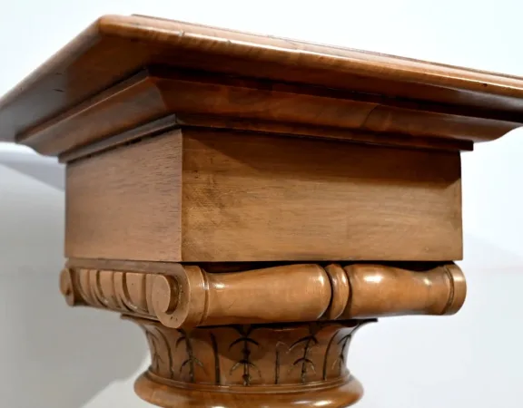 Importante Colonne en Noyer, style Louis XVI – Fin XIXe