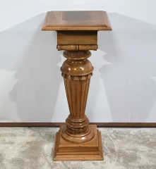 SÄULE IM LOUIS XVI-STIL