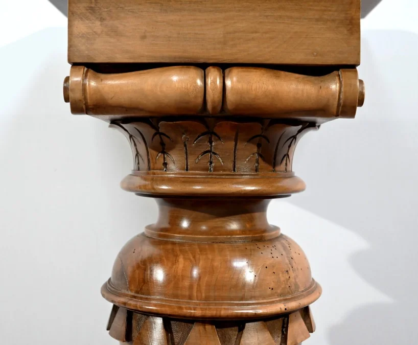 SÄULE IM LOUIS XVI-STIL