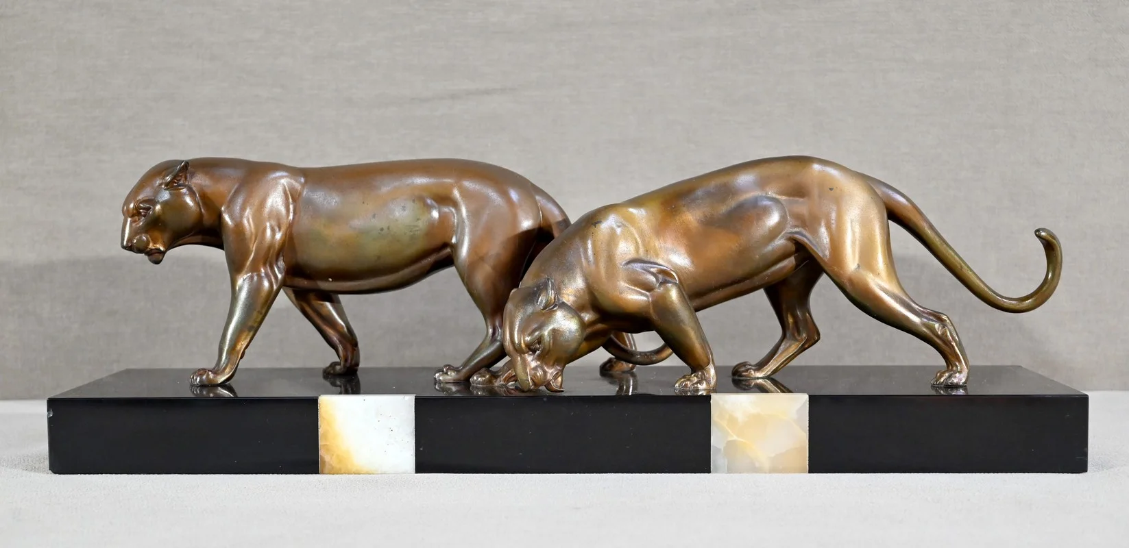 ART-DECO-ZEITGRUPPE