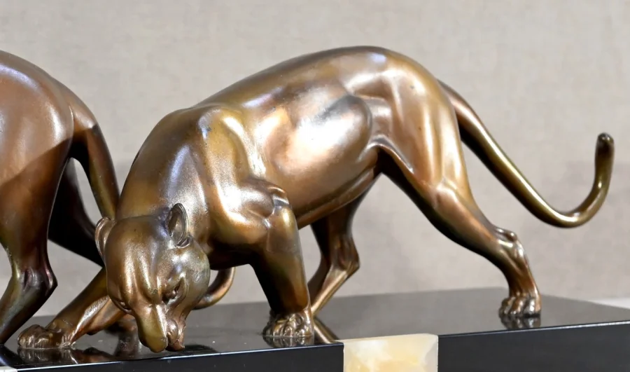 Groupe de Lionnes en Régule, Art Déco – 1940