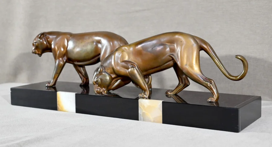 Groupe de Lionnes en Régule, Art Déco – 1940