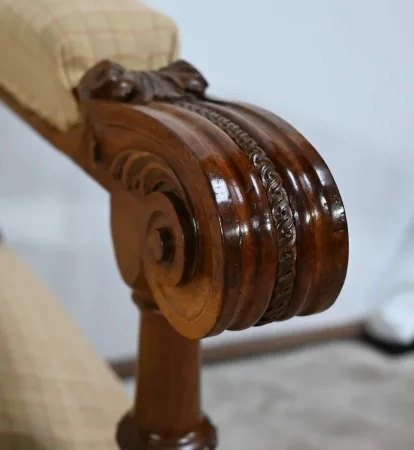 Important Fauteuil en Noyer, style Louis XIV – Milieu XIXe