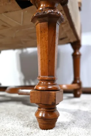 Important Fauteuil en Noyer, style Louis XIV – Milieu XIXe
