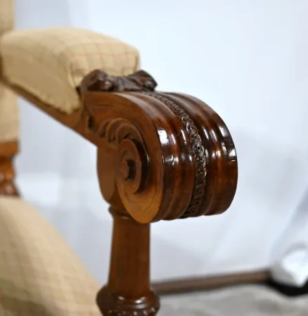 Important Fauteuil en Noyer, style Louis XIV – Milieu XIXe