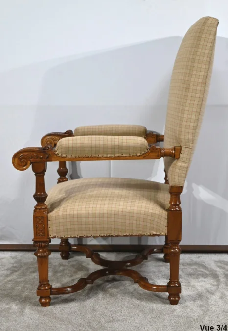 SESSEL IM LOUIS-XIV-STIL