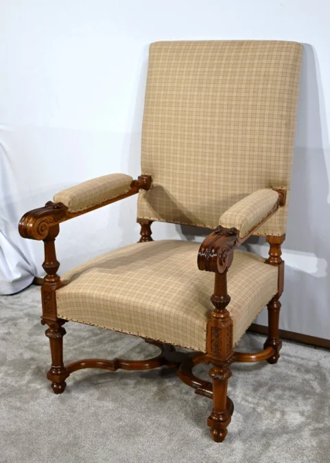 SESSEL IM LOUIS-XIV-STIL
