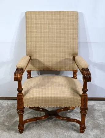 Important Fauteuil en Noyer, style Louis XIV – Milieu XIXe