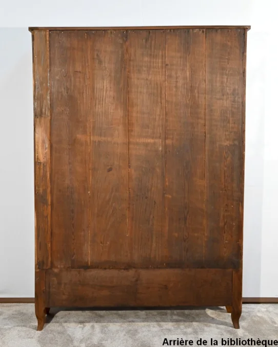 BOEKENKAST IN LOUIS XV-STIJL
