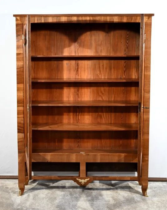 BOEKENKAST IN LOUIS XV-STIJL