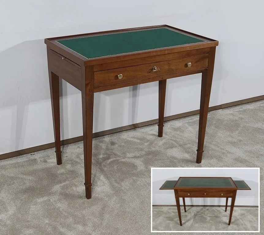 Petite Table Bureau en Acajou, époque Louis XVI  - Fin XVIIIe