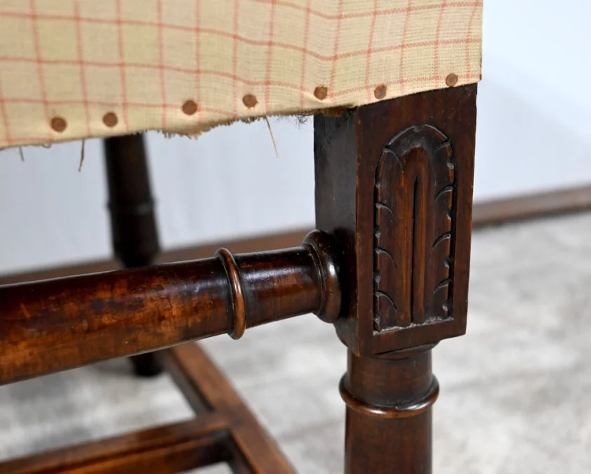 SESSEL IM RENAISSANCE-STIL