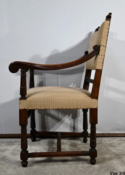 SESSEL IM RENAISSANCE-STIL