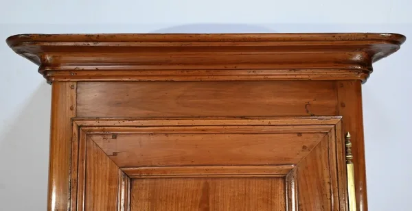 Rare Meuble de Propriété en Merisier, Val de Loire – Milieu XIXe