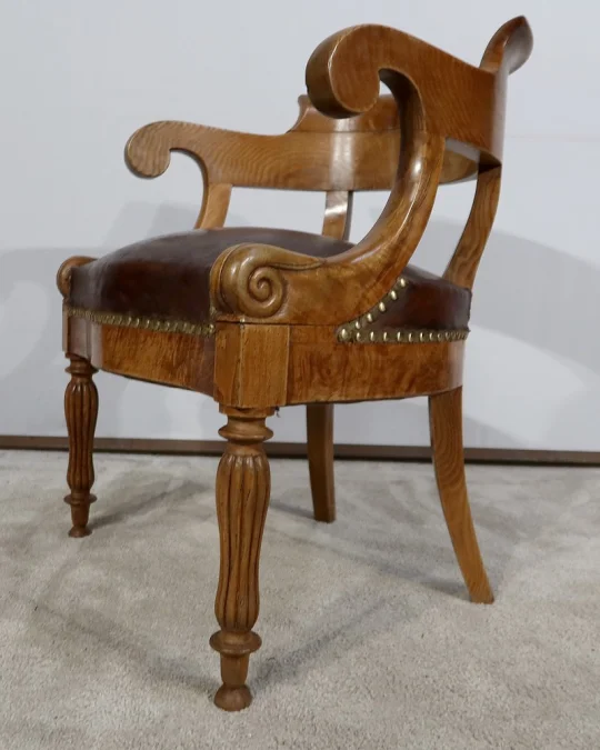 SESSEL AUS DER LOUIS-PHILIPPE-ZEIT