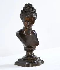 BRONZEBÜSTE VON DIANE DE POITIERS