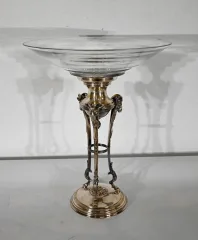 TELLER AUS MESSING UND GLAS