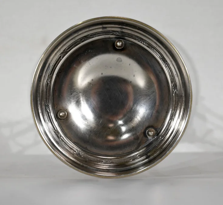 TELLER AUS MESSING UND GLAS