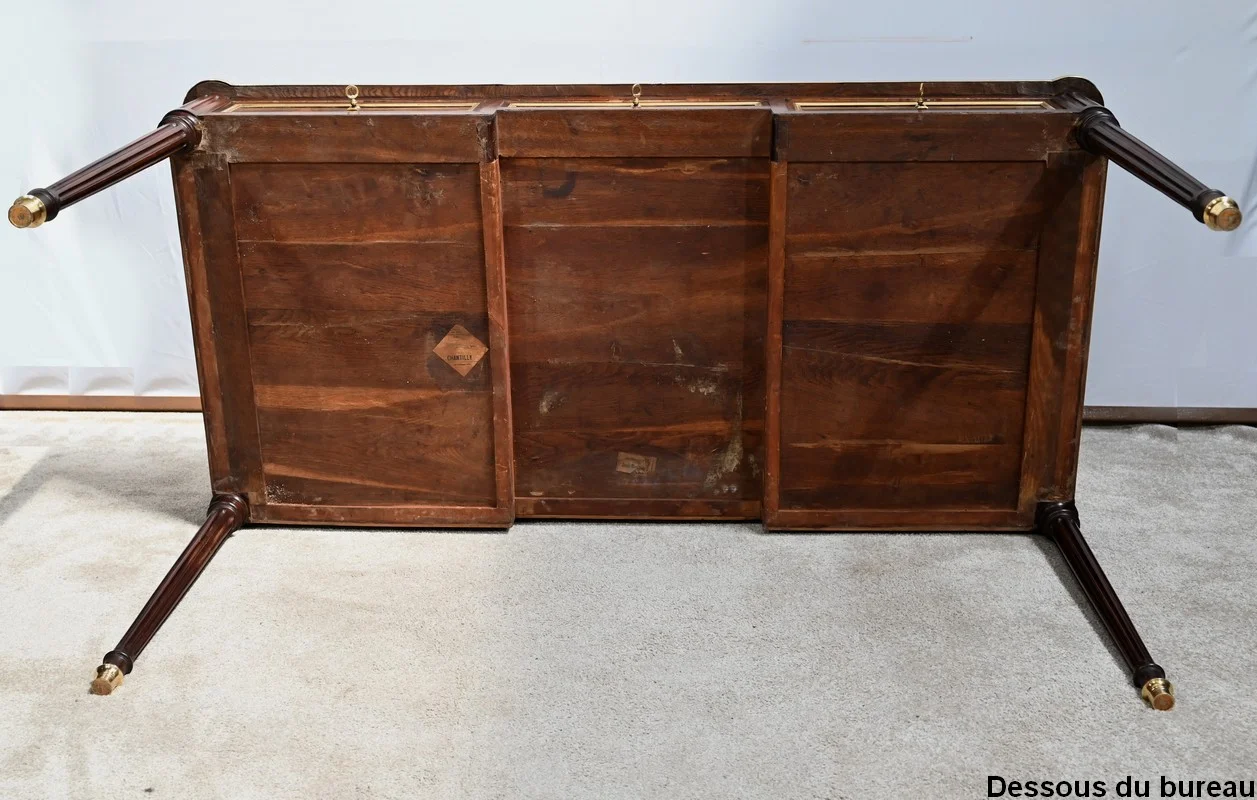 Bureau Plat en Acajou, style Louis XVI – 1ère Partie du XIXe
