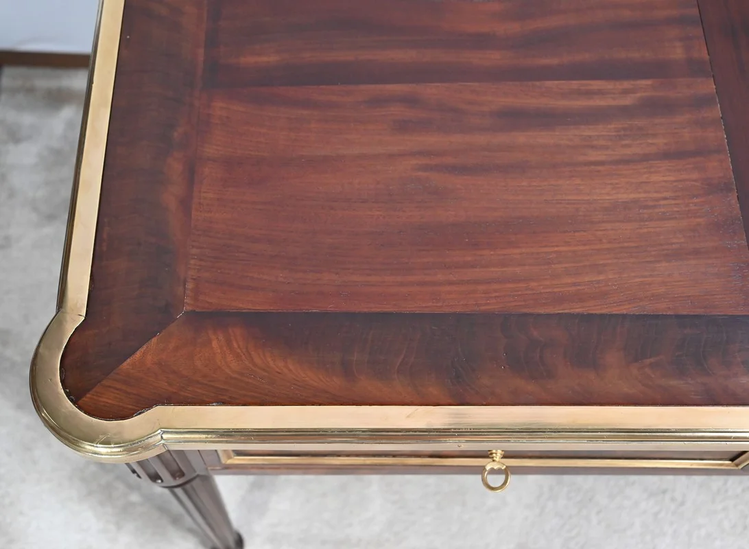Bureau Plat en Acajou, style Louis XVI – 1ère Partie du XIXe