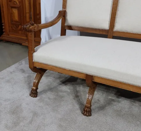 SOFA IM RENAISSANCE-STIL