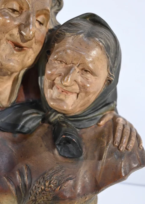 Steingut-Skulptur signiert Ezio Ceccarelli
