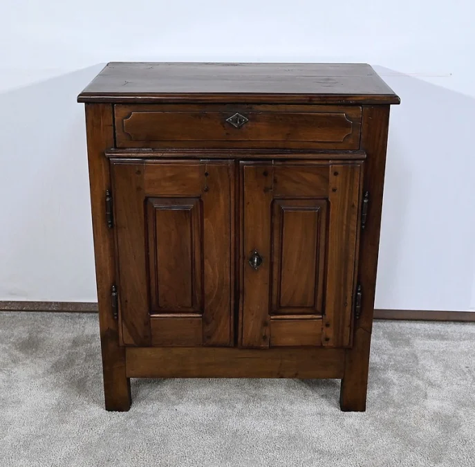 SCHRANK IM LOUIS-XIII-STIL