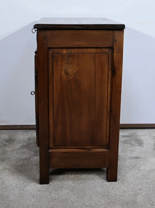 SCHRANK IM LOUIS-XIII-STIL