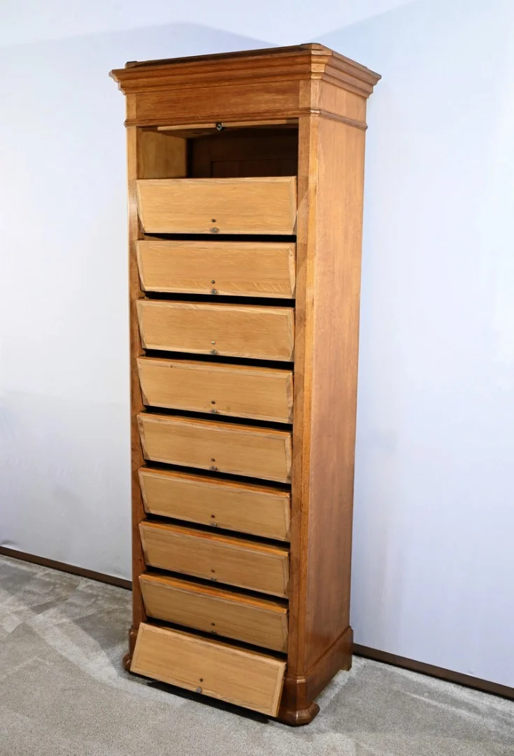 CARTONNIER IN ROVERE